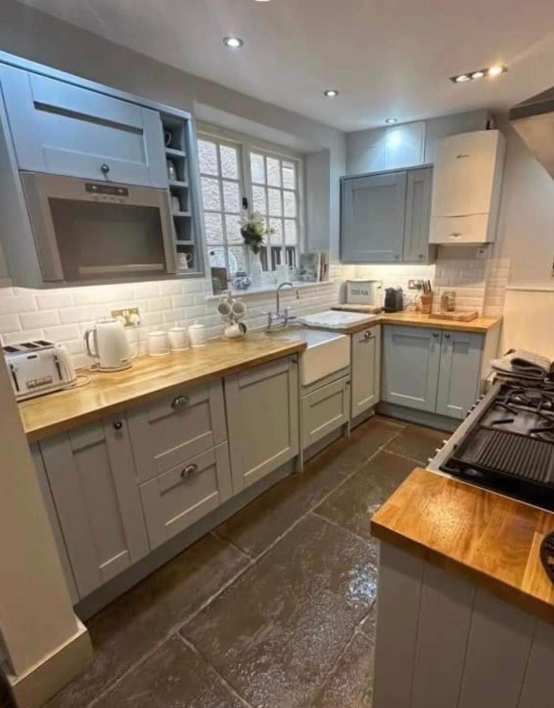 Little Monmouth 4 Bedroom Cottage, Old Town Lyme Regis, Dog Friendly And Parking Exterior foto